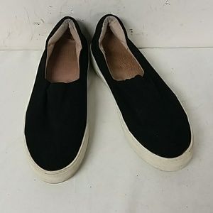 J/Slides Black and White Shoes Size 8.5